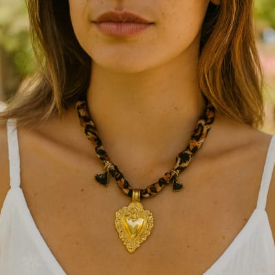 Collar Silk Leopard Heart2