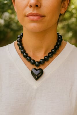 Collar Corazón Negro1