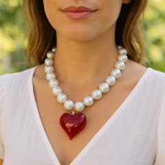 Collar Pearl & Dark Heart