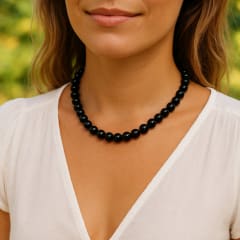 Collar Black Sphere Minimal