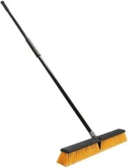 - Escobillón municipal 60 cm. base plástica cerdas combinadas con mango de metal