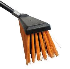 - Escobillón municipal 60 cm. base plástica cerdas combinadas con mango de metal2