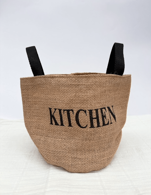 Kit Kitchen2