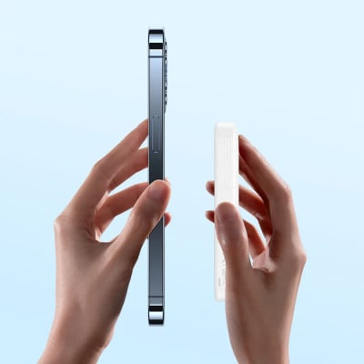 Powerbank magnetic battery back