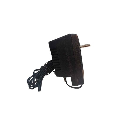Adaptador eliminador de pilas 1000 mAh