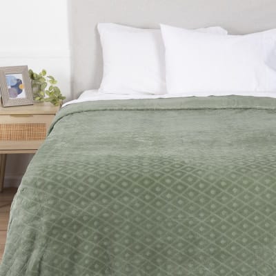 FRAZADA CORAL EMBOSSED 1,5 PLAZAS MASHINI