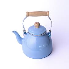 TETERA ENLOZADA AZUL CON ASA DE MADERA1