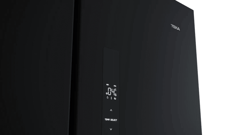 REFRIGERADOR NEGRO TEKA4