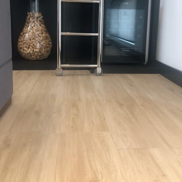 PISO VINILICO SPC 5MM PECAN2