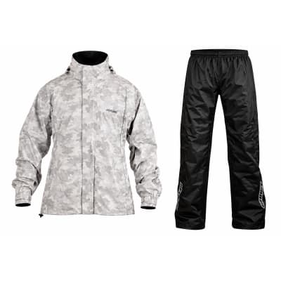 Conjunto impermeable Undercover1