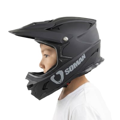 Casco M9 Kid Solid Negro Mate1
