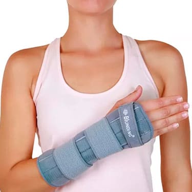 MUÑEQUERA INMOVILIZADOR PARA TUNEL CARPIANO1