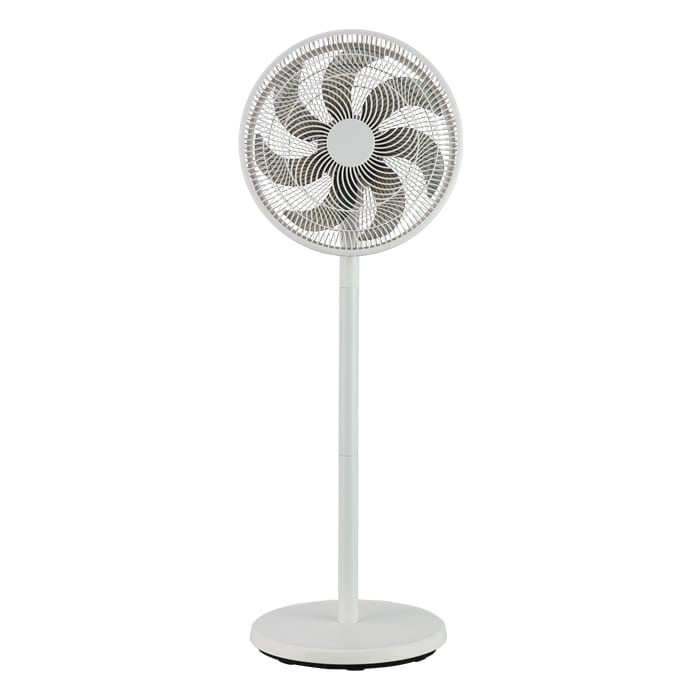 Ventilador pedestal 3 en 1 Bestherm de frente, con sus 7 aspas y la rejilla de plástico