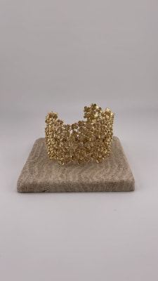 bouquet cuff1