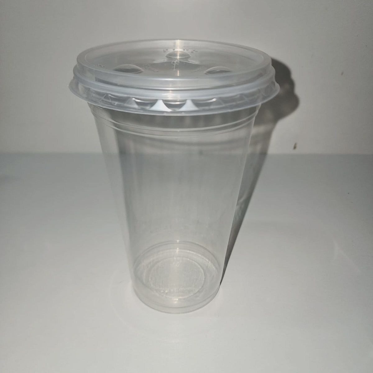 TAPA LISA VASO LISO 14 Y 16OZ 50UN1