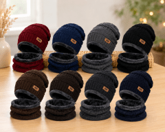 GORRO CON CUELLERA