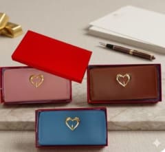 BILLETERA COLOR ENTERO CORAZON