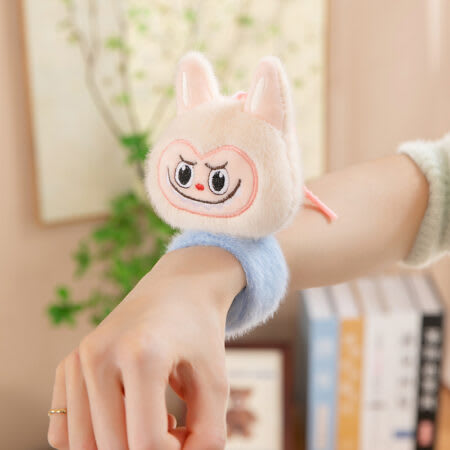 BRAZALETE LABUBU1