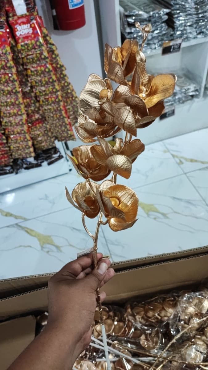RAMA ORQUIDEA DORADA1