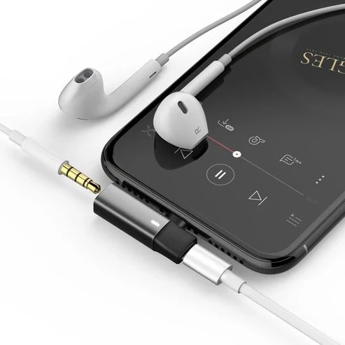 Adaptador de audífono Lightning (iPhone) a DC3.5mm2