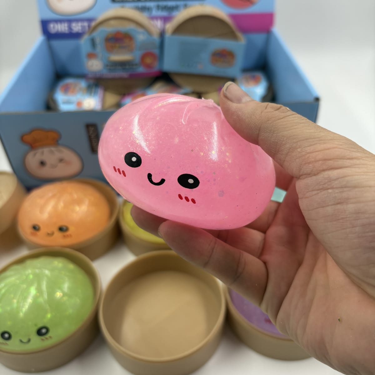 DUMPLING SQUISHY QUE BRILLAN EN OSCURIDAD2