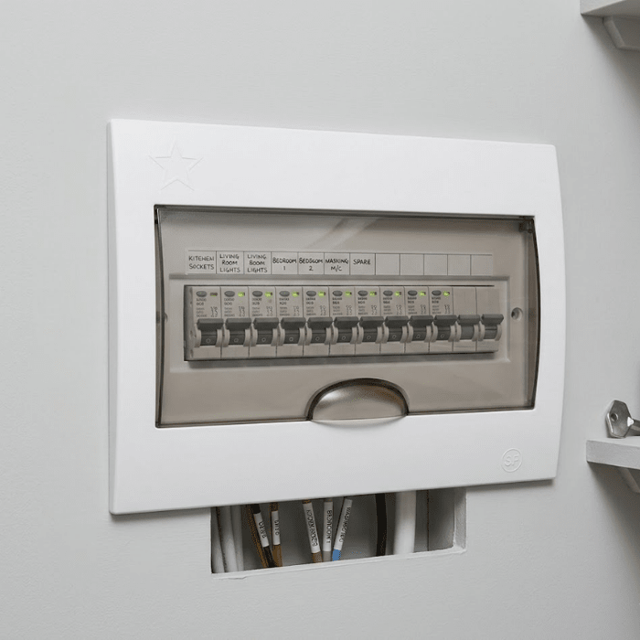 CAJA PLASTICA EMPOTRAR 8-12 POLOS (A-071)2