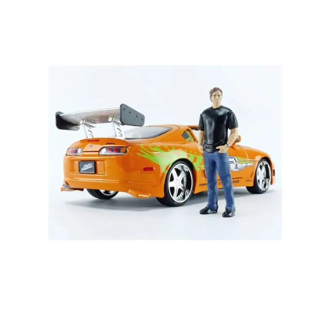 RAPIDOS Y FURIOSOS DIECAST TOYOTA SUPRA 1995 ESCALA 1:24 CON FIGURA1