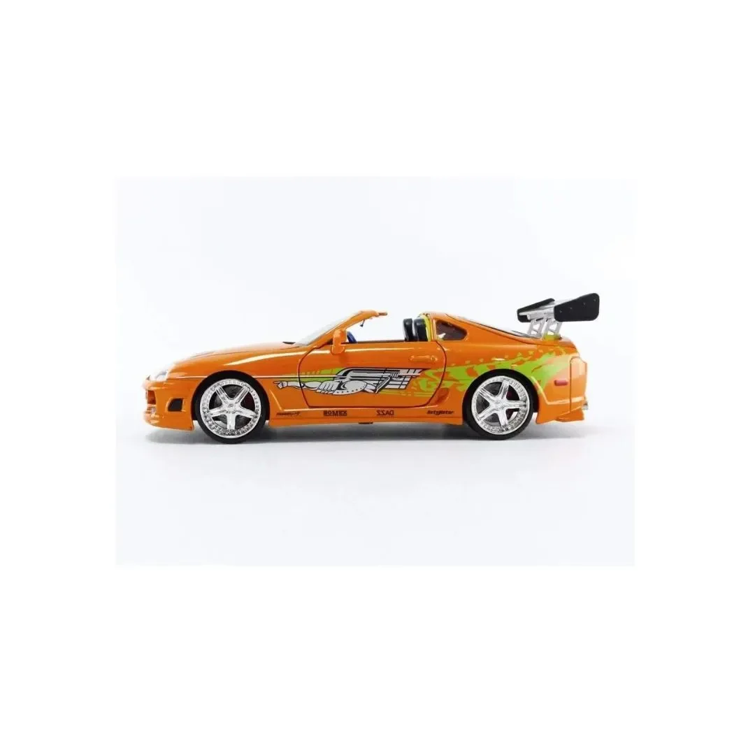RAPIDOS Y FURIOSOS DIECAST TOYOTA SUPRA 1995 ESCALA 1:24 CON FIGURA2
