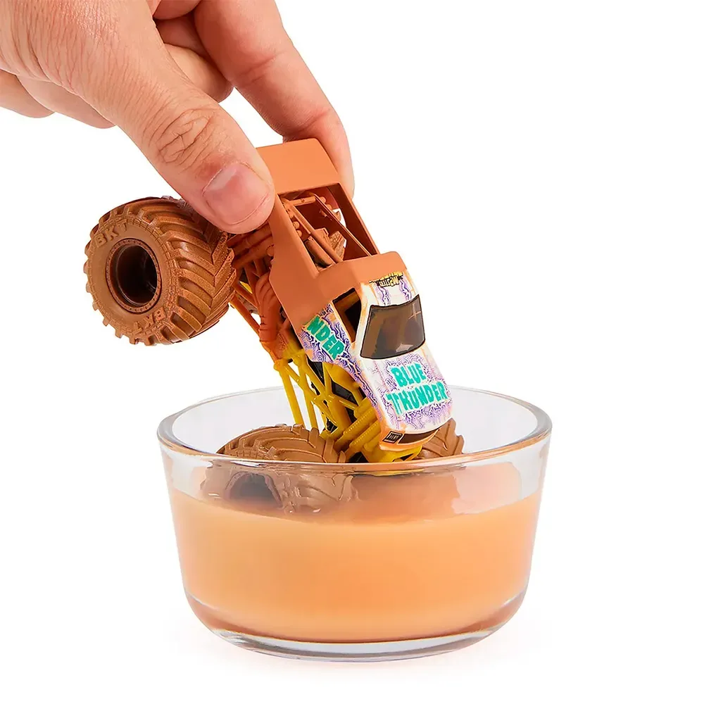 Monster Jam Vehiculo a Escala 1:64 Surtido2