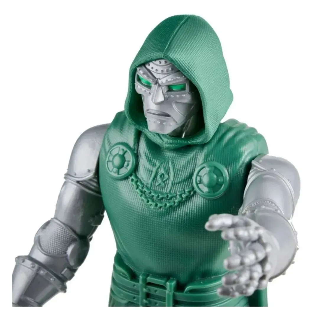 Figura De Acción Marvel Doctor Doom2