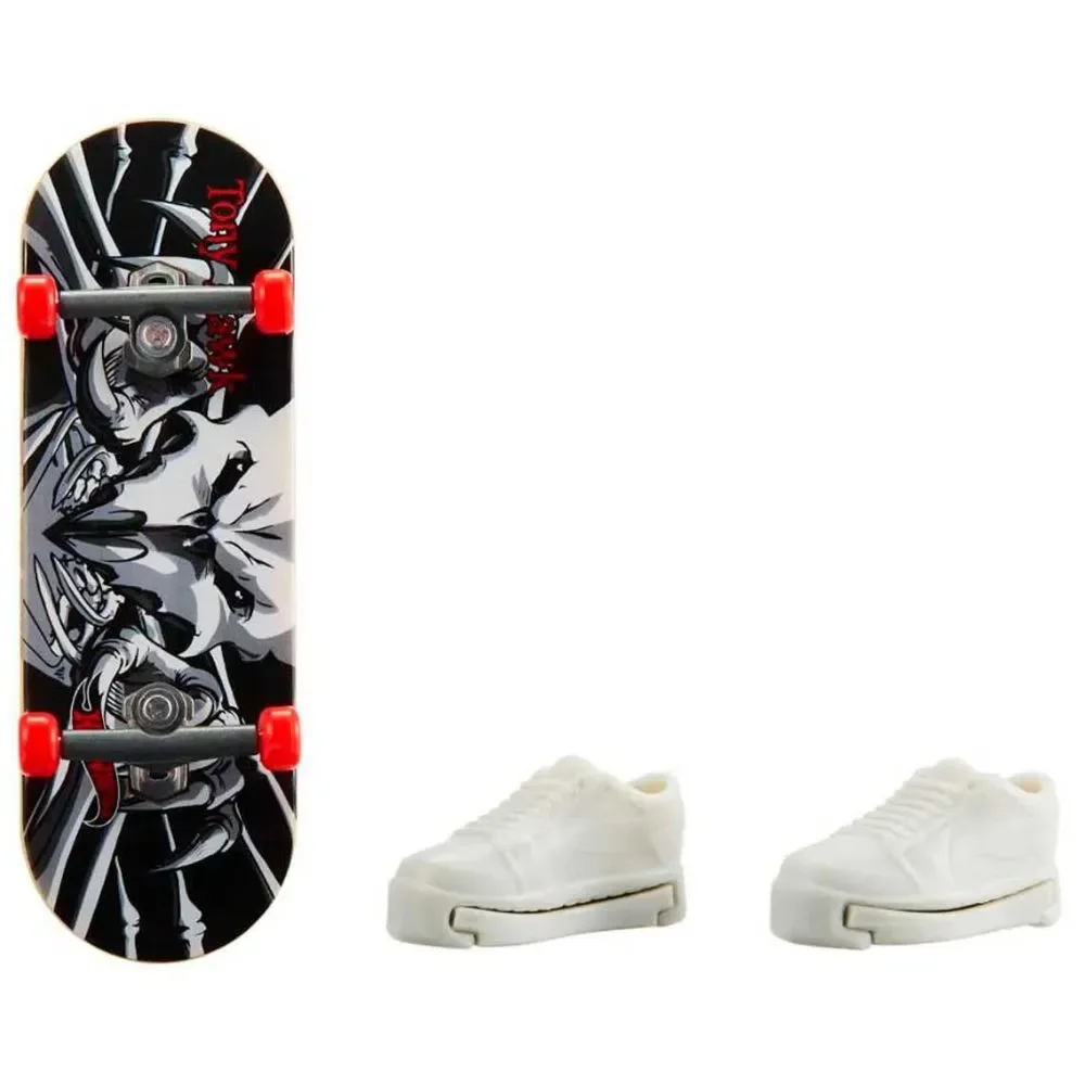 Hot Wheels Patineta + tenis Surtido2