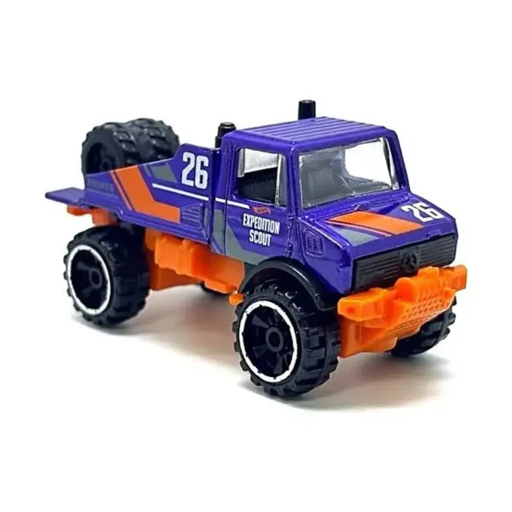Hot Wheels Mercedes-Benz Unimog 1300L2