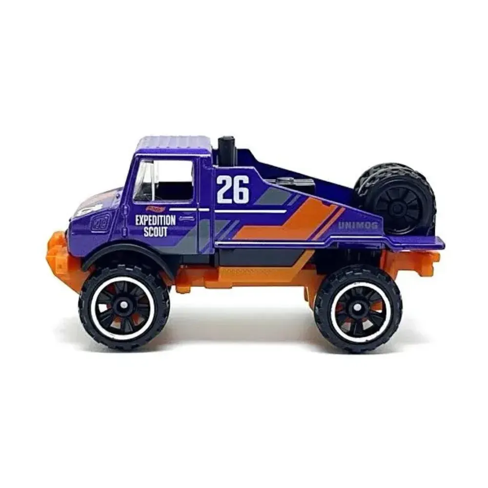 Hot Wheels Mercedes-Benz Unimog 1300L3