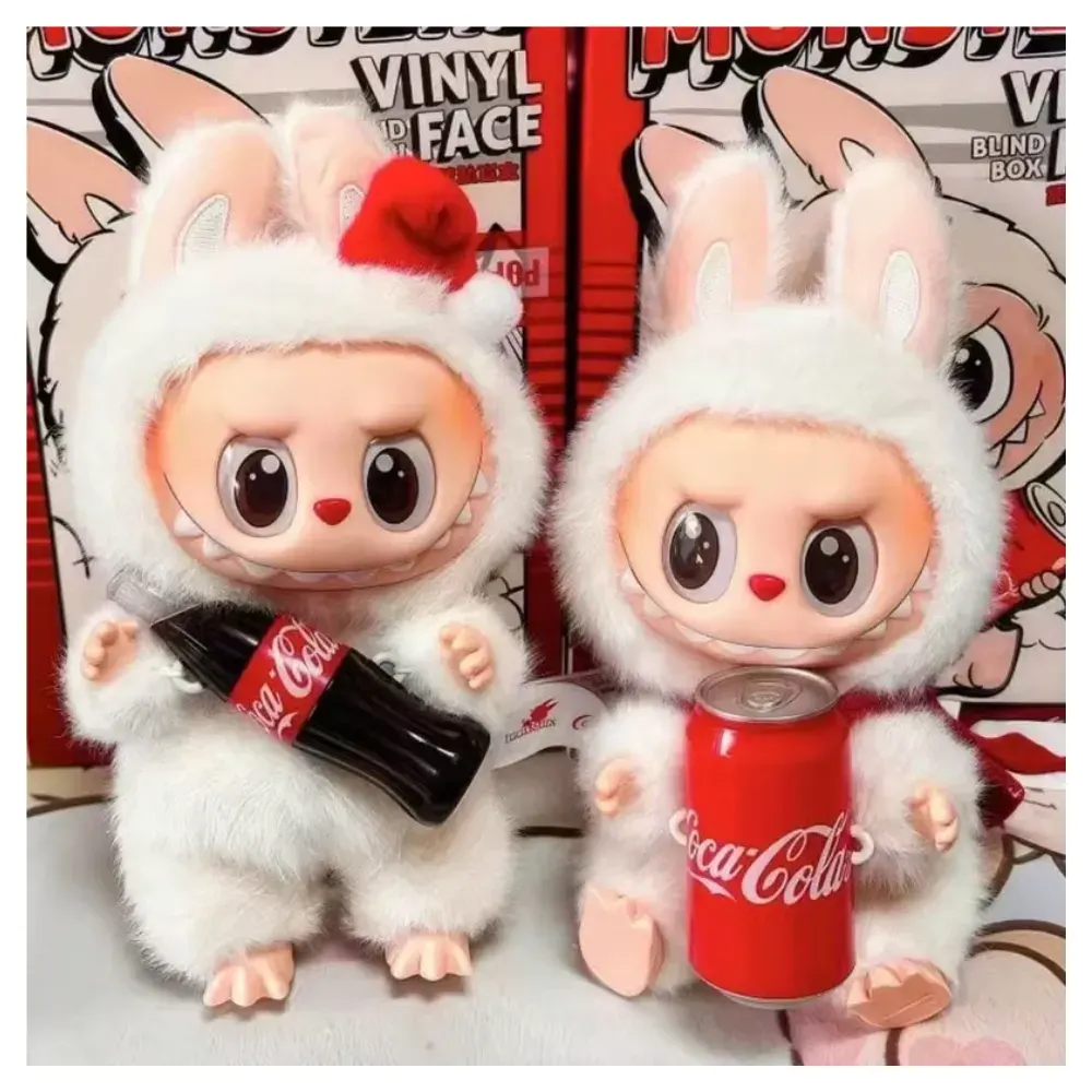 Labubu Muñeco Dupe Coca Cola A1 de Alta Calidad Replica3