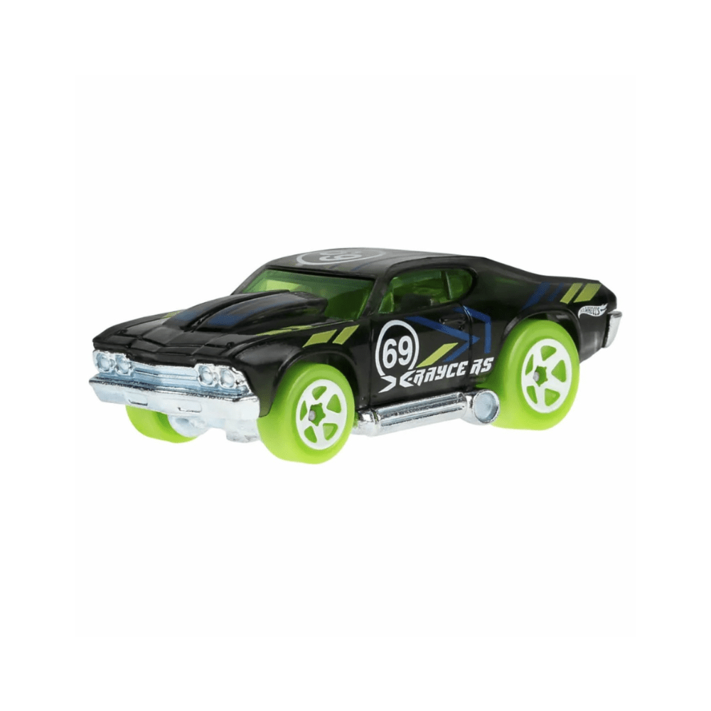 Hot Wheels Vintage & Performance Pack 5 - Lotus -Mini Cooper - 76 Chevy - 68 Chevelle - 17 Audi3