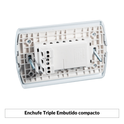 Enchufe triple Embutido compacto