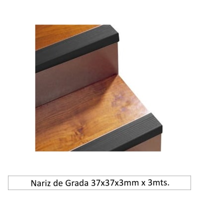 Nariz de grada 37x37mm x 3mm x 3mt.