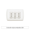 Enchufe triple Embutido 10A1