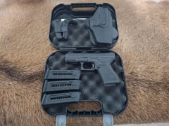 PISTOLA GLOCK 44 CAL .22LR