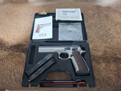 PISTOLA CZ TACTICAL SPORTS 9MM C/MIRAS ET Y KIT DPM