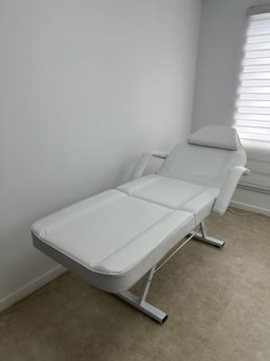 SILLÓN COSMETOLÓGICO1