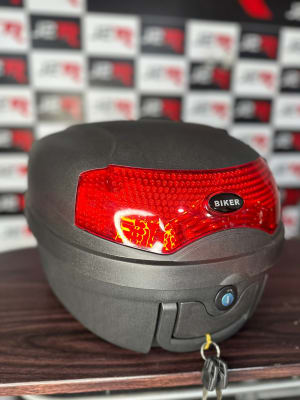 CAJUELA DE PLASTICO 35LT BIKER - MAL0201