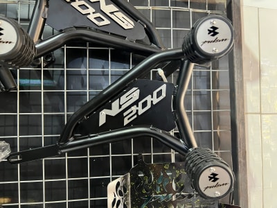 SLIDER DE LUJO PULSAR NS200 DT -LM1