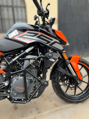 SLIDER KTM DUKE 250/390 2022-23 NEGRO DOBLE TOPE -KN1