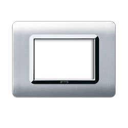 PLACA TECNOPOLIMERO ALUMINIO CON CROMO 3 MODULOS1