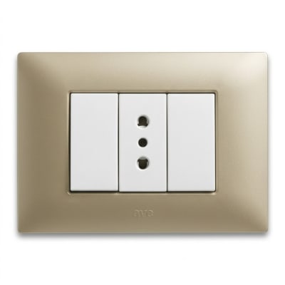 TOMACORRIENTE SIMPLE 10A PLACA YOUNG TOTORA1