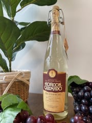 Pisco Horcón Quemado 1 año 35° 645cc