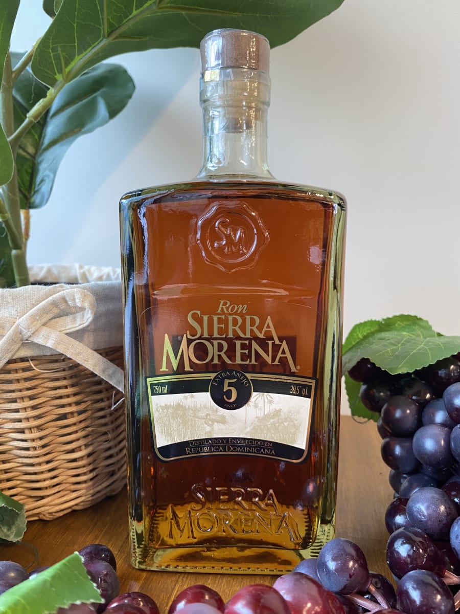 Ron Sierra Morena Extra Añejo 5 años 750cc1