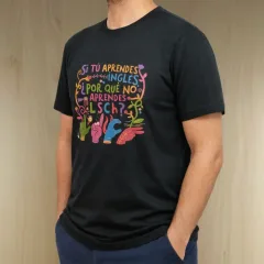 Polera Si tú aprendes inglés, ¿por qué no aprendes LSCh? - Negra - Colores