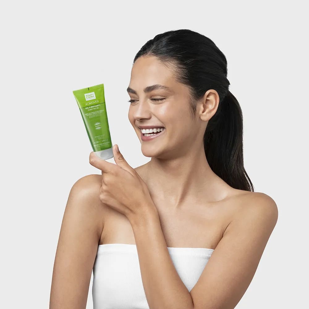 ACNIOVER GEL PURIFICANTE 200 ML2